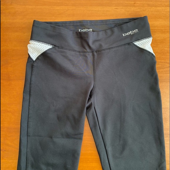 BEBE Sport Women’s Athletic Exercise Capri Pants - Picture 3 of 5